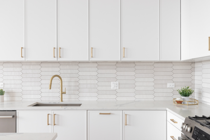 White Kitchen Cabinets